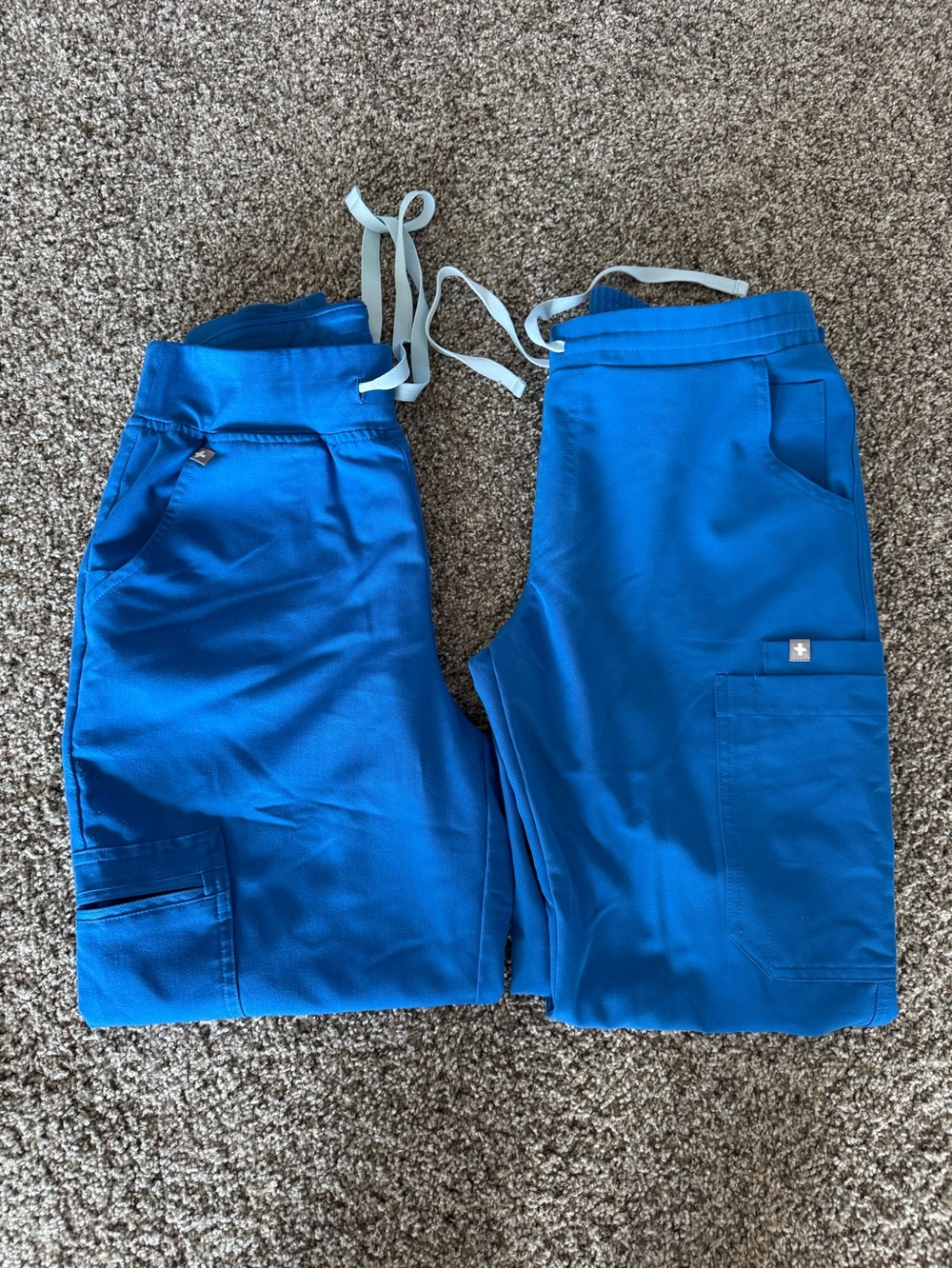 Figs Men's Scrub Shorts in Bright Blue with White Drawstrings